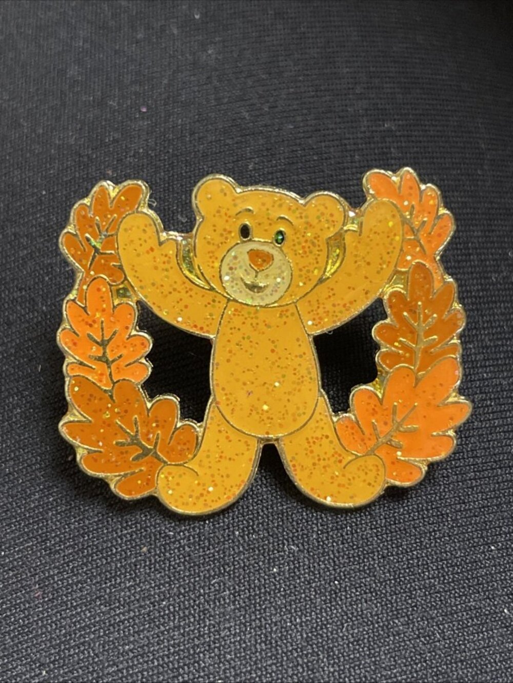 Build A Bear Workshop Orange Glitter 2009 Lapel Pin Babw Teddy